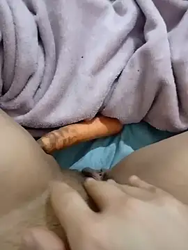 Snapshot of hanina127 chatting on 03-03-26, 11:54 hanina127 online show from 03-03-26, 11:54