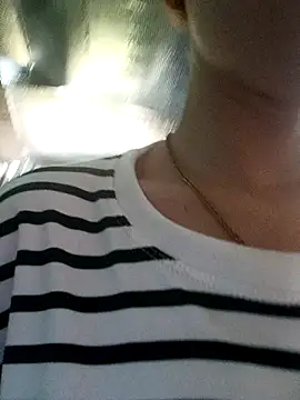 Victoria-Victoria online show from 02-25-26, 01:48