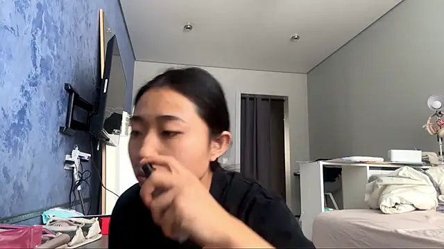 Snapshot of SweetMiaXO chatting on 02-05-26, 04:06 SweetMiaXO online show from 02-05-26, 04:06