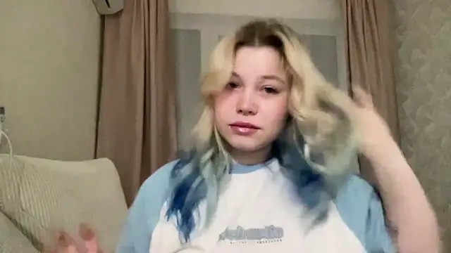 Lulu Di online show from 03-04-26, 09:43