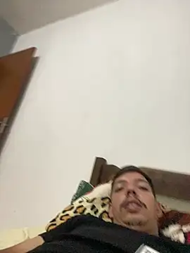 Snapshot of Wendelolive chatting on 07-01-26, 03:52 Wendelolive online show from 07-01-26, 03:52