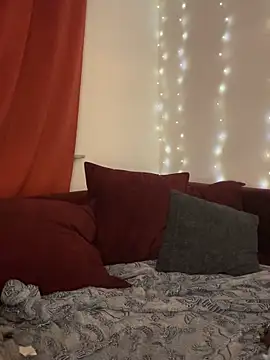 MrsRedFoxy online show from 02-09-26, 09:52