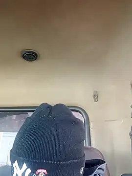 Snapshot of vergonahah chatting on 04-16-26, 01:34 vergonahah online show from 04-16-26, 01:34