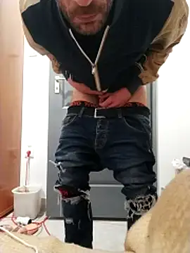 Snapshot of Punciprof chatting on 04-10-26, 08:13 Punciprof online show from 04-10-26, 08:13