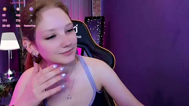 Snapshot of Your_lilith_ chatting on 06-01-26, 06:04 Your lilith online show from 06-01-26, 06:04