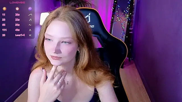 Snapshot of Your_lilith_ chatting on 07-10-26, 05:56 Your lilith online show from 07-10-26, 05:56