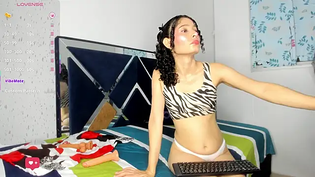 Ninna Vergara online show from 06-14-26, 02:24
