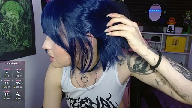 Snapshot of neena_nyx_ chatting on 05-08-26, 03:12 neena nyx online show from 05-08-26, 03:12