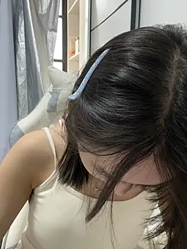 Snapshot of miaomiaou_ chatting on 02-01-26, 04:33 miaomiaou online show from 02-01-26, 04:33