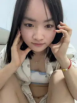 Snapshot of miaomiaou_ chatting on 02-08-26, 03:15 miaomiaou online show from 02-08-26, 03:15