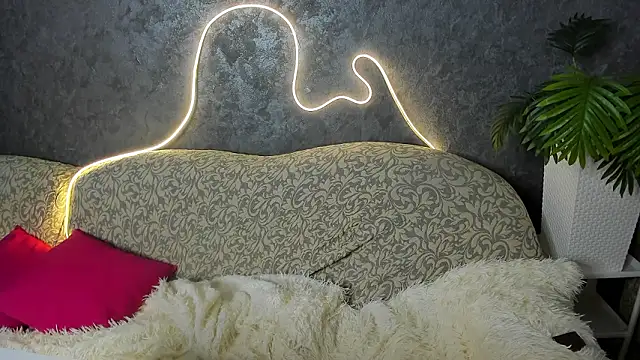 Snapshot of Dream_Olivia chatting on 03-02-26, 05:08 Dream Olivia online show from 03-02-26, 05:08