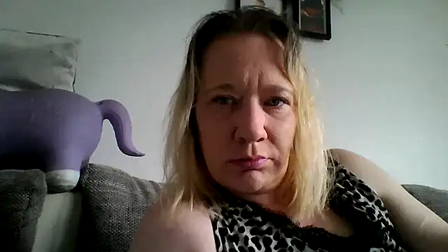 T3ufelsweib online show from 03-11-26, 10:10