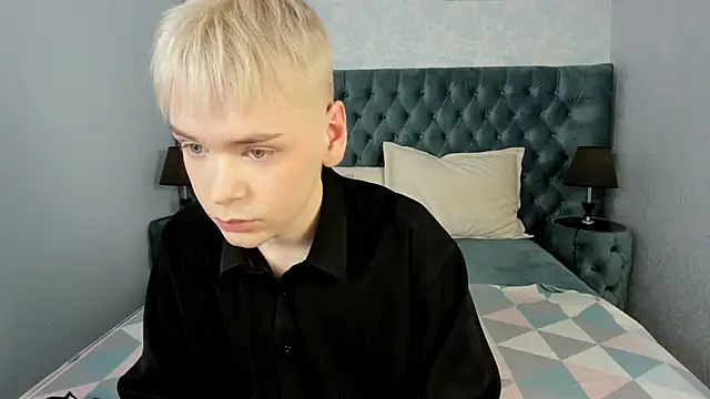 Je Salvatore online show from 02-19-26, 06:31