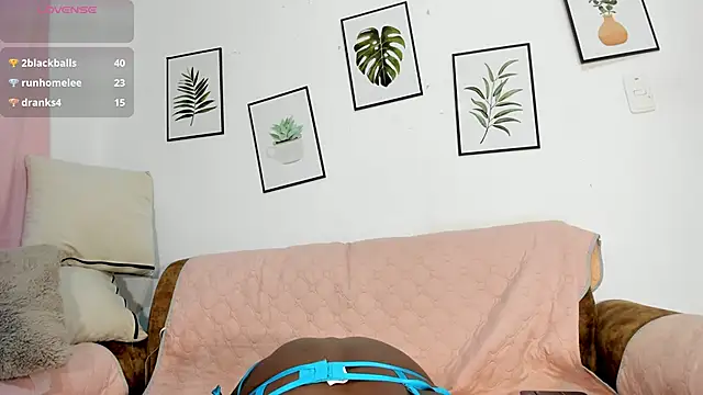 DomenicaW online show from 02-26-26, 03:05