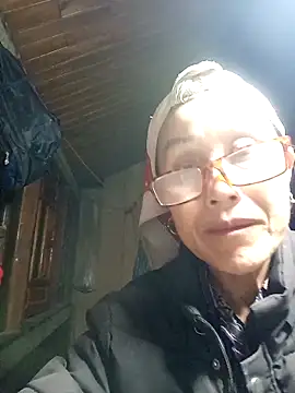 Snapshot of yoyosexy11 chatting on 02-25-26, 01:10 yoyosexy11 online show from 02-25-26, 01:10