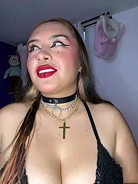 SOPHIIE LUX  online show from 03-26-26, 11:10