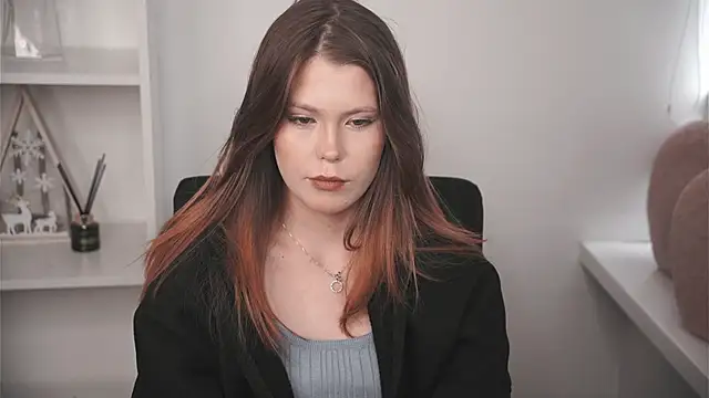 MarnieWootan online show from 02-26-26, 04:44