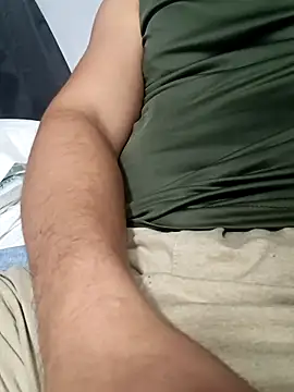 Snapshot of Ryzca chatting on 02-02-26, 10:52 Ryzca online show from 02-02-26, 10:52