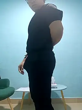 Snapshot of Ryzca chatting on 02-07-26, 02:32 Ryzca online show from 02-07-26, 02:32