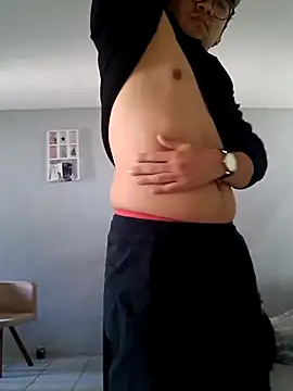 Snapshot of Ryzca chatting on 02-09-26, 03:16 Ryzca online show from 02-09-26, 03:16