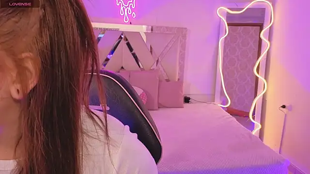 SABRIINA TAY online show from 03-13-26, 11:28