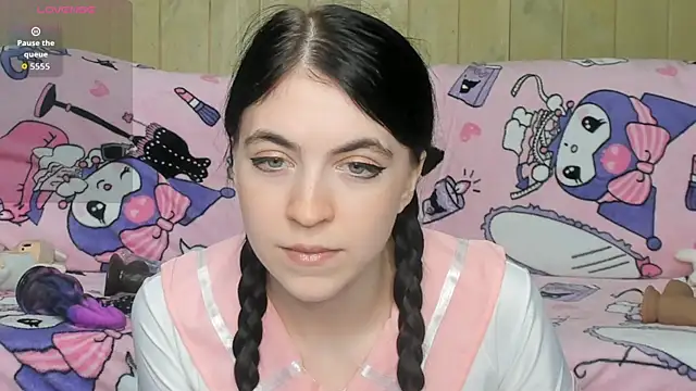 reze daisies online show from 04-17-26, 01:03