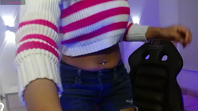 Snapshot of TINY_TAY chatting on 02-23-26, 11:51 TINY TAY online show from 02-23-26, 11:51