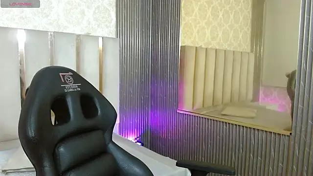 Snapshot of Laulin_tay chatting on 02-08-26, 03:54 Laulin tay online show from 02-08-26, 03:54