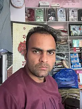 Snapshot of hardlysuck chatting on 02-24-26, 09:29 hardlysuck online show from 02-24-26, 09:29