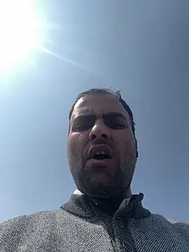 Snapshot of hardlysuck chatting on 02-26-26, 07:40 hardlysuck online show from 02-26-26, 07:40