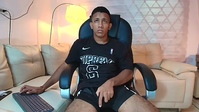 ricky spensar23cm  online show from 04-18-26, 12:14