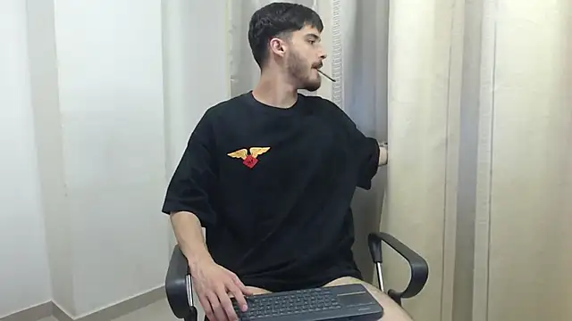 Snapshot of joseh0se chatting on 02-02-26, 12:31 joseh0se online show from 02-02-26, 12:31