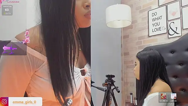 Snapshot of emmagirl0 chatting on 02-24-26, 01:53 emmagirl0 online show from 02-24-26, 01:53