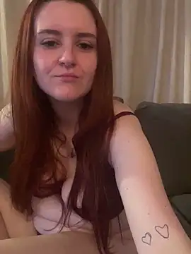 PoppySlut6999 online show from 03-03-26, 09:53