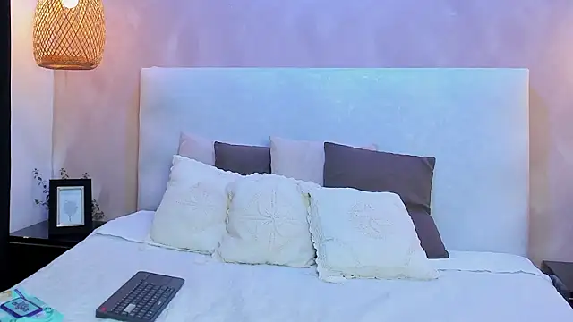 Snapshot of Piinksoul149 chatting on 02-03-26, 03:04 Piinksoul149 online show from 02-03-26, 03:04