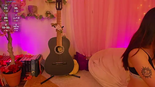 Snapshot of MaJo_Prettty chatting on 02-28-26, 10:55 MaJo Prettty online show from 02-28-26, 10:55