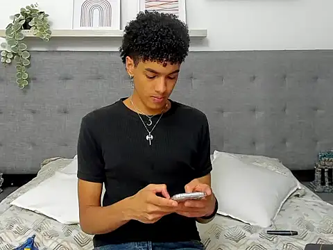 Snapshot of wes_gibbings chatting on 03-03-26, 08:37 wes gibbings online show from 03-03-26, 08:37