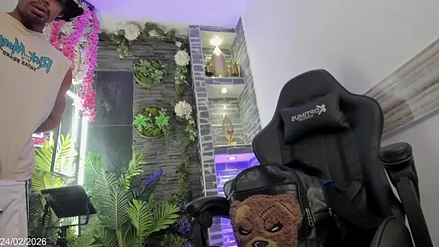 Snapshot of Rpoolrboy chatting on 02-24-26, 08:07 Rpoolrboy online show from 02-24-26, 08:07