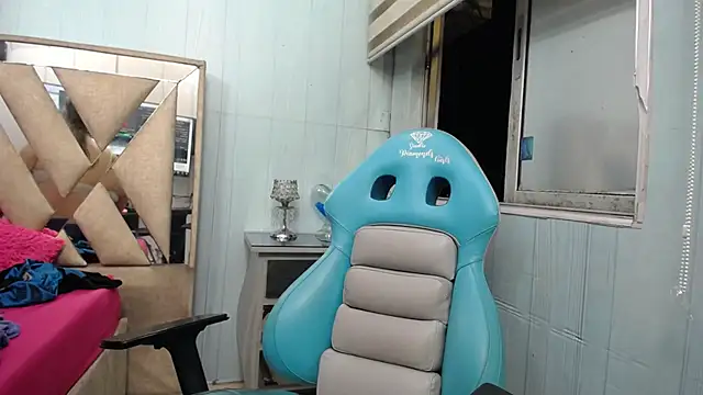 Snapshot of allison_max_tattoo chatting on 02-23-26, 01:25 allison max tattoo online show from 02-23-26, 01:25