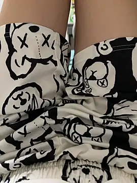 Snapshot of llkiki chatting on 02-25-26, 05:11 llkiki online show from 02-25-26, 05:11