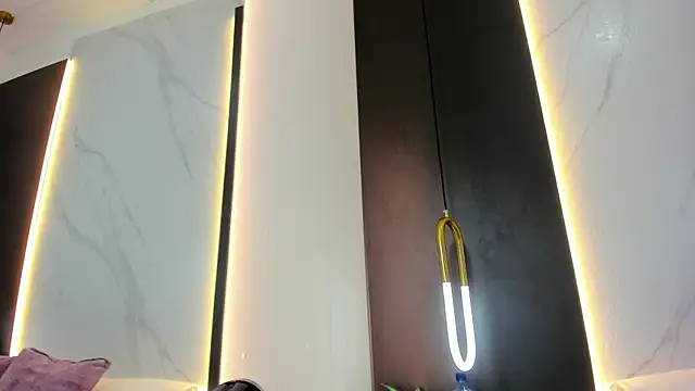 Snapshot of valeryn__rosse chatting on 02-11-26, 01:32 valeryn rosse online show from 02-11-26, 01:32