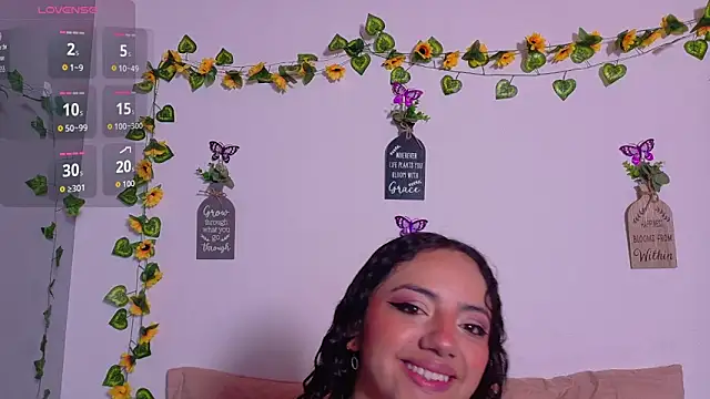 emiily curly online show from 04-10-26, 10:53