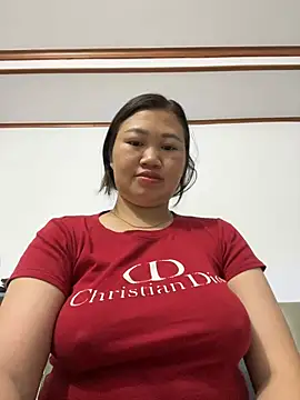 Snapshot of Puka2001 chatting on 02-05-26, 06:01 Puka2001 online show from 02-05-26, 06:01