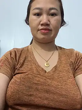 Snapshot of Puka2001 chatting on 02-10-26, 08:18 Puka2001 online show from 02-10-26, 08:18