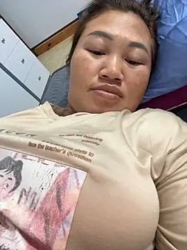 Snapshot of Puka2001 chatting on 02-24-26, 03:54 Puka2001 online show from 02-24-26, 03:54