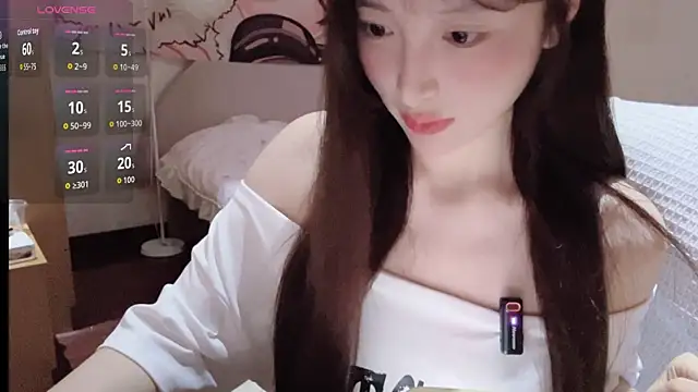 Snapshot of Xiaoyun_6666 chatting on 04-29-26, 08:37 Xiaoyun 6666 online show from 04-29-26, 08:37