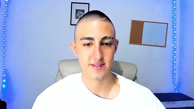 babyted272 online show from 04-18-26, 08:09