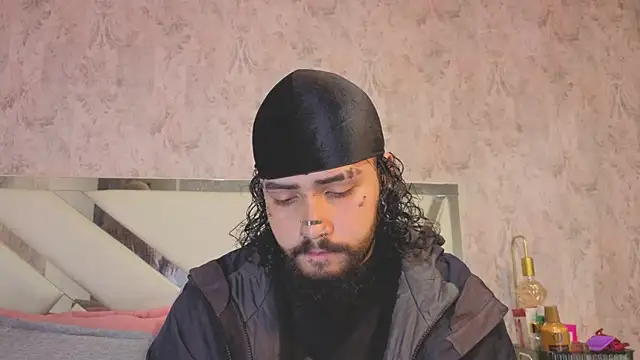 Benny and Mark online show from 04-10-26, 03:23