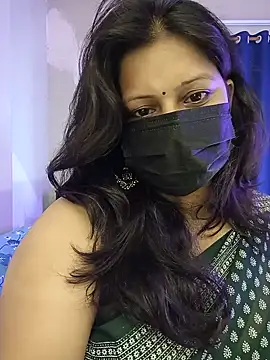 Snapshot of noty_girl2 chatting on 06-17-26, 06:38 noty girl2 online show from 06-17-26, 06:38