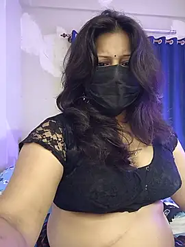 Snapshot of noty_girl2 chatting on 06-30-26, 01:12 noty girl2 online show from 06-30-26, 01:12